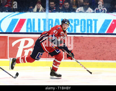 LINKÖPING 20180203 Linköpings nr 47 Anton Karlsson unter matchen ich SHL mellan Linköpings HC-HV 71 ich Saab Arena. Foto Jeppe Gustafsson Stockfoto