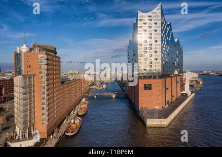 Hafencity Viertel mit Elbphilharmonie Stockfoto