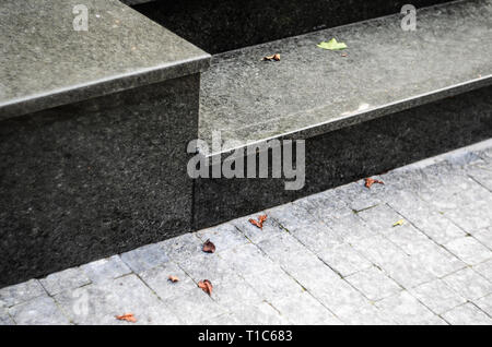 Schritte der schwarz polierten Granit Close-up Detaillierte Ansicht Stockfoto