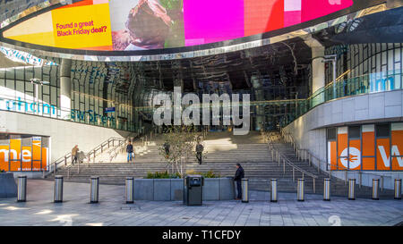 Schritte und Eingang zum Grand Central Railway Station, Birmingham, Großbritannien Stockfoto