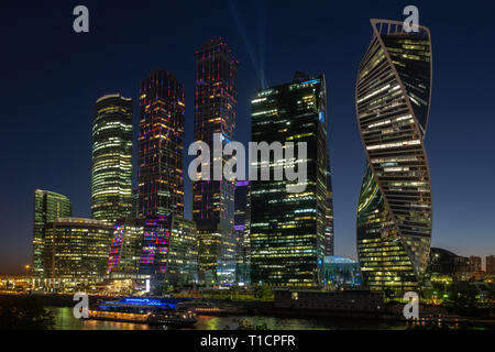 Stadt Landschaft, Nacht Blick auf Moskau international business center "Moskau City" Stockfoto