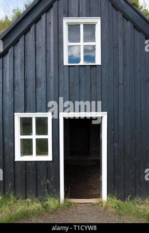 Traditionelle isländische Häuser mit Grasdach in Skogar Folk Museum, Island Stockfoto