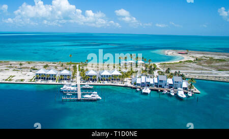 Luftaufnahme von der Marina bei Cape Eleuthera, Eleuthera, Bahamas | Luftaufnahme, Marina Cape Eleuthera, Bahamas, Atlantik, Karibik Stockfoto