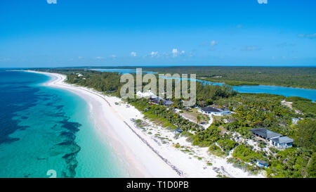 Luftaufnahme, Strand im Süden der Insel Eleuthera, Bahamas, Atlantik, Karibik Stockfoto