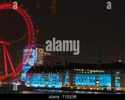 London Eye bei Nacht - London Stockfoto