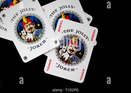 Joker Karten auf schwarzem Hintergrund, in der Nähe Stockfoto