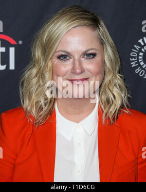 HOLLYWOOD, Los Angeles, CA, USA - 21. März: Schauspielerin Amy Poehler kommt an der 2019 PaleyFest LA-NBC's "Parks und Erholung "10. Jahrestag der Wiedervereinigung gehalten an der Dolby Theatre am 21. März 2019 in Hollywood, Los Angeles, Kalifornien, Vereinigte Staaten. (Foto von Xavier Collin/Image Press Agency) Stockfoto