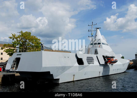 K33 Härnösand HSwMS Visby-Klasse Corvette bei Marinens Dag (Navy) in Karlskrona Karlskrona örlogsbas (Naval Base) aufgeführten Weltkulturerbe der UNESO Stockfoto