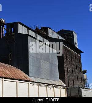 Korn Anlage für die Lagerung und Trocknung von Getreide Getreide Stockfoto