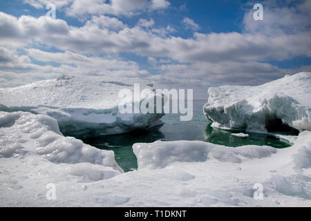 Am Rande des Eis, Georgian Bay, Lake Huron. Stockfoto