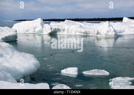 Am Rande des Eis, Georgian Bay, Lake Huron. Stockfoto