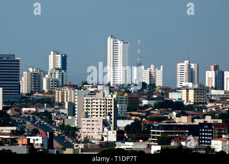 Skyline der Stadt Cuiaba in Mato Grosso Brasilien Stockfoto