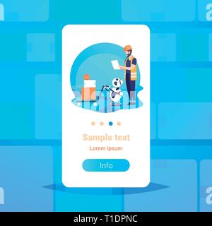 Lagerarbeiter Mann in Uniform und niedlichen Kurier Roboter ziehen Kartons auf Transportwagen Hubwagen künstliche Intelligenz Konzept moderne Stock Vektor