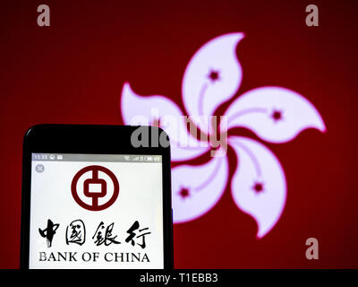 In der Ukraine. 24 Mär, 2019. In diesem Foto Illustration einer Bank von China Limited logo gesehen auf einem Smartphone angezeigt. Quelle: Igor Golovniov/SOPA Images/ZUMA Draht/Alamy leben Nachrichten Stockfoto