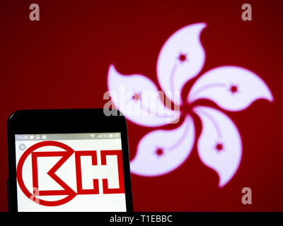 In der Ukraine. 24 Mär, 2019. In diesem Foto Illustration einer Cheung Kong Gruppe logo gesehen auf einem Smartphone angezeigt. Quelle: Igor Golovniov/SOPA Images/ZUMA Draht/Alamy leben Nachrichten Stockfoto