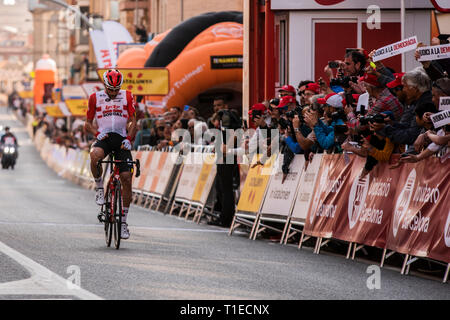 Calella, Katalonien, Spanien. 25 Mär, 2019. Volta a Catalunya radfahren Phase 1, nach Calella Calella; Thomas De Gendt von BEL gewinnt Etappe 1 in Calella Credit: Aktion plus Sport/Alamy leben Nachrichten Stockfoto