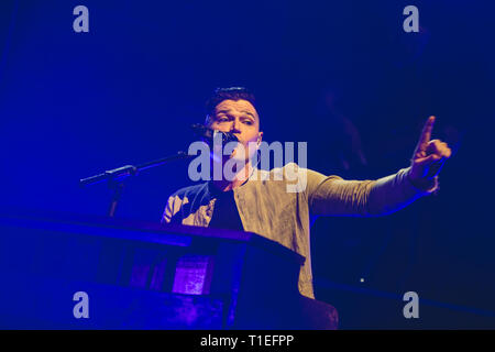 März 25, 2019 - Daniel O'Donoghue, Mark Sheehan und Glen Macht der Irischen pop-rock Band, das Script, führen Sie eine intime Show im Victoria Theatre in Halifax, Großbritannien, 2019 Credit: Myles Wright/ZUMA Draht/Alamy leben Nachrichten Stockfoto