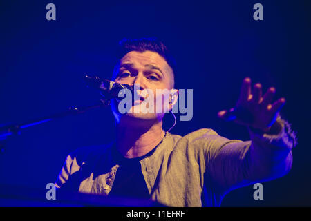 März 25, 2019 - Daniel O'Donoghue, Mark Sheehan und Glen Macht der Irischen pop-rock Band, das Script, führen Sie eine intime Show im Victoria Theatre in Halifax, Großbritannien, 2019 Credit: Myles Wright/ZUMA Draht/Alamy leben Nachrichten Stockfoto