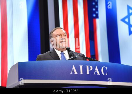 Us-Staatssekretär Mike Pompeo liefert Erläuterungen bei der Aipac-Konferenz am 25. März 2019 in Washington, D.C. Das American Israel Public Affairs Committee ist eine Interessenvertretung, die sich für pro-israelische Politik zu der Kongress und die Exekutive der Vereinigten Staaten. Stockfoto