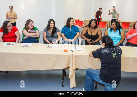 Miami Florida, Geschäfte in Midtown, The Biggest Loser, TV-Show, Reality-TV, Vorsprechen, Tryout, Casting, Übergewicht fettleibig fettleibig fett schwer plump Rotunde st Stockfoto