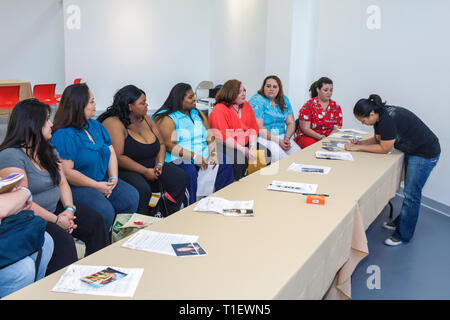 Miami Florida, Geschäfte in Midtown, The Biggest Loser, TV-Show, Reality-TV, Vorsprechen, Tryout, Casting, Übergewicht fettleibig fettleibig fett schwer plump Rotunde st Stockfoto