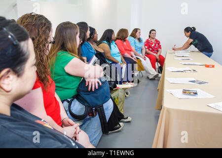 Miami Florida, Geschäfte in Midtown, The Biggest Loser, TV-Show, Reality-TV, Vorsprechen, Tryout, Casting, Übergewicht fettleibig fettleibig fett schwer plump Rotunde st Stockfoto