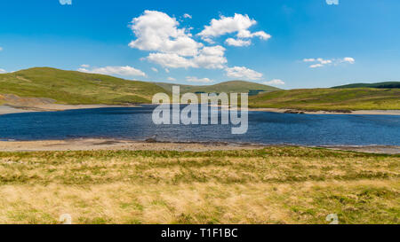 Walisische Landschaft am Nant-y-Moch Reservoir, Ceredigion, Dyfed, Wales, Großbritannien Stockfoto