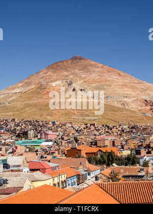 Cerro Rico mountais in Potosi, Bolivien. Größte Silbermine in der Geschichte Stockfoto