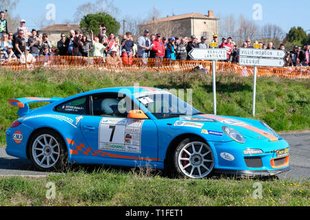 30. Ausgabe der Rallye des Vignes in Régnié-Durette im Beaujolais. Sport Auto. Stockfoto