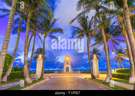 West Palm Beach, Florida, USA am Strand Clock Tower. Stockfoto