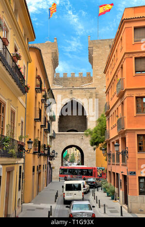 Valencia, Spanien - Juni 8, 2018: die Türme von Quart (Torres de Quart) Teil der alten Stadtmauer von Valencia. Stockfoto