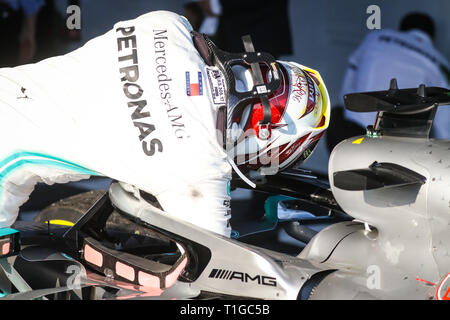 MELBOURNE, AUSTRALIEN - 17. März: Lewis Hamilton der Mercedes-AMG PETRONAS Motorsport beendet sein Auto nach der 2019 Formel 1 Grand Prix von Australien Stockfoto