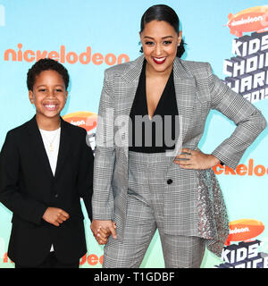 LOS ANGELES, Ca, USA - 23. März: Cree Taylor Hardrict und Tia Mowry-Hardrict kommen an der Nickelodeon Kids' Choice Awards 2019 an der USC Galen Center am 23. März 2019 in Los Angeles, Kalifornien, USA. (Foto von Xavier Collin/Image Press Agency) Stockfoto