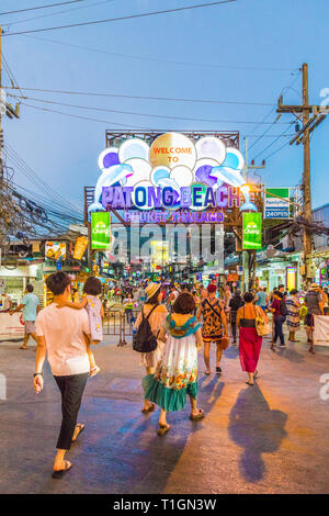 Eine typische Szene in Patong Thailand Stockfoto