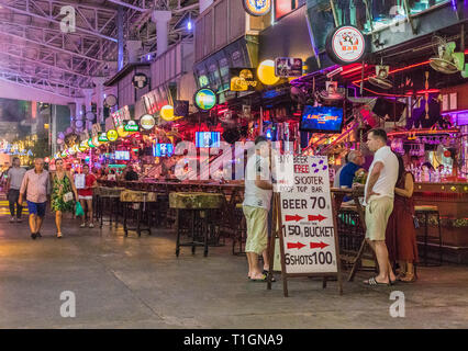 Eine typische Szene in Patong Thailand Stockfoto