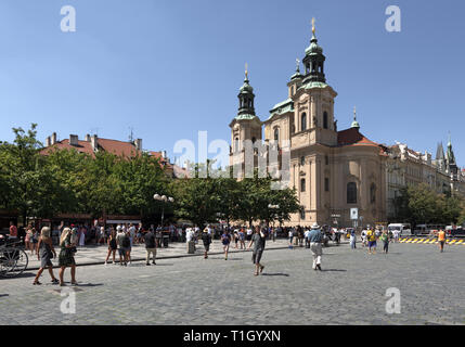 St.-Nikolaus-Kirche auf dem Altstädter Ring in Prag (Chrám svatého Mikuláše) Stockfoto