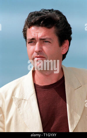 CANNES, Frankreich: 18. MAI 1999: Schauspieler ANGUS MacFADYEN bei den Filmfestspielen von Cannes, wo sein neuer Film "Cradle Will Rock" im Wettbewerb ist. © Paul Smith/Featureflash Stockfoto