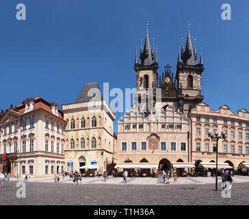 Altstädter Ring in Prag, Kirche der Muttergottes vor dem Tyn Stockfoto