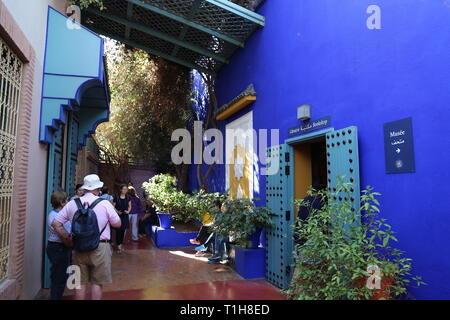 Buchhandlung, Majorelle Garten, Rue Yves Saint Laurent, Gueliz, neue Stadt, Marrakesch, Marrakesh-Safi region, Marokko, Nordafrika Stockfoto