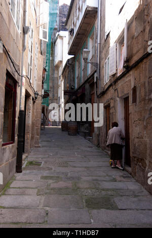 Schmale Stein Straße in der alten Stadt, Vigo, Pontevedra, Galizien, Spanien Stockfoto