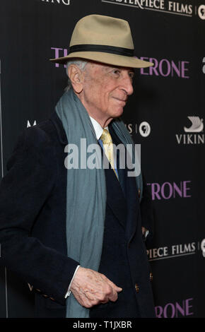 New York, Vereinigte Staaten. 25 Mär, 2019. NEW YORK, NY - 25. März: Gay Talese besucht "Chaperon" New York Premiere im Museum für Moderne Kunst am 25. März 2019 in New York City. Credit: Ron Adar/Alamy leben Nachrichten Stockfoto