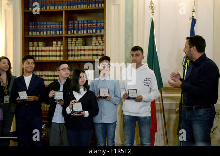 Rom, Italien. 27 Mär, 2019. Das Treffen zwischen Matteo Salvini und die jungen Credit: Unabhängige Fotoagentur/Alamy leben Nachrichten Stockfoto