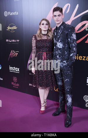 März 26, 2019 - Madrid, Spanien - Josephine Langford und Hero Fiennes Tiffin besucht 'Nach' Premiere im Capitol Kino in Madrid, Spanien (Bild: © Jack Abuin/ZUMA Draht) Stockfoto