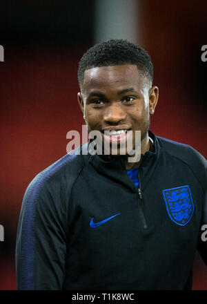 Bournemouth, UK. 26 Mär, 2019. Ademola Lookman (FC Everton) von England U21 pre Match während der internationalen Freundschaftsspiel zwischen England U 21 und U 21 in der Goldsands Stadion, Bournemouth, England am 26. März 2019. Foto von Andy Rowland. Credit: Andrew Rowland/Alamy leben Nachrichten Stockfoto