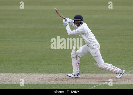 CHESTER LE STREET, UK, 27. März Abhiraj Singh von Durham MCCU Batting während des MCC-Universität von Durham County Cricket Club und Durham MCCU im Emirates Riverside, Chester Le Street am Mittwoch, 27. März 2019. (Credit: Mark Fletcher | MI Nachrichten) Credit: MI Nachrichten & Sport/Alamy leben Nachrichten Stockfoto