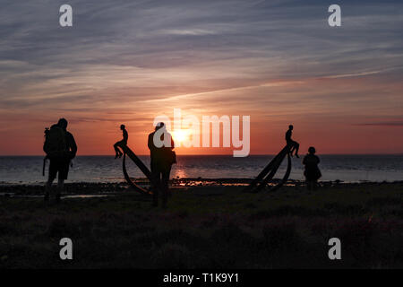 Half Moon Bay, Heysham, Lancashire, 27. März 2019 Anna Gillespies das Schiff auf Anzeige an Halfmoon Bay in Heysham die Skulptur beauftragt von MOrecambe Bay Partnerschaften und Deco Publique als Teil der Vorgewende Headspace öffentlichen Bereich Skulpturen Projekt, das im letzten Sommer Kreditkarte lanciert wurde: Fotografieren Nord/Alamy leben Nachrichten Stockfoto