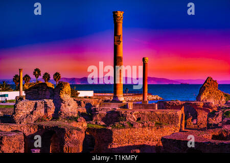 Sonnenuntergang in Karthago. Thermen des Antonius in Karthago, in der Nähe von Tunis, Tunesien Stockfoto