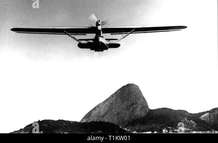 Verkehr/Transport, Luftfahrt, Wasserflugzeug, Flugboot Dornier Do 18 der Deutschen Lufthansa, Flug über Rio de Janeiro, 2. Hälfte der 30er Jahre, Additional-Rights - Clearance-Info - Not-Available Stockfoto