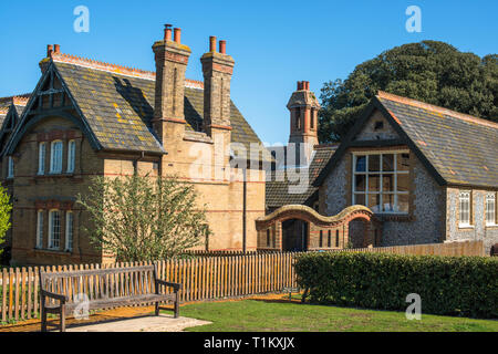 Charaktervolles Holkham Dorf geplante Immobilien Häuser, Norfolk, England Stockfoto