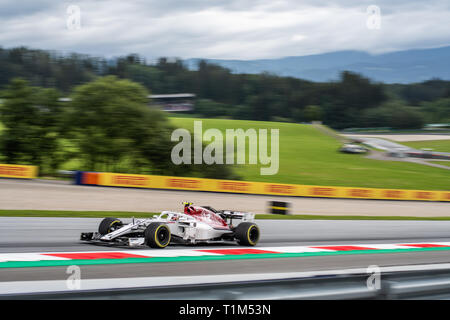 Spielberg/Österreich - 06/29/2018 - #16 Charles Leclerc (MCO) in seinem Alfa Romeo Sauber C 37 während des RP1 vor dem Grand Prix von Österreich 2018 im Red Bu Stockfoto